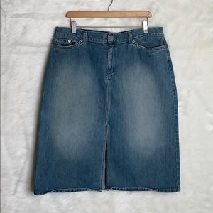 Vintage GAP Denim Skirt w/ Slit Size 16